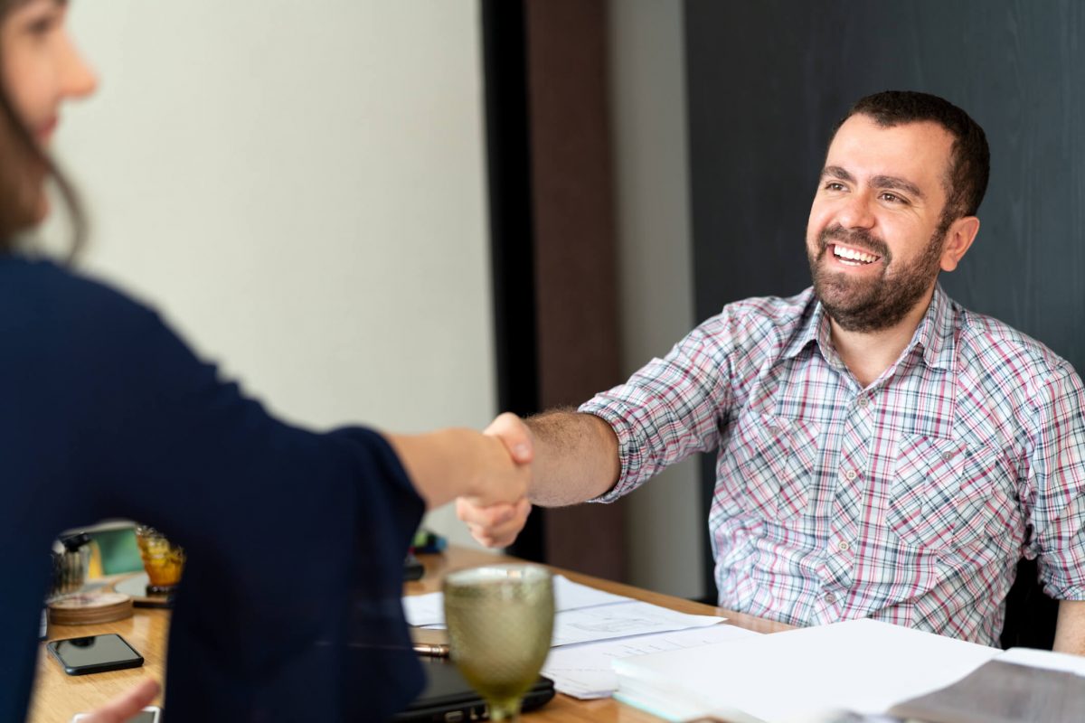 Conheça 6 cuidados para a contratação de funcionários